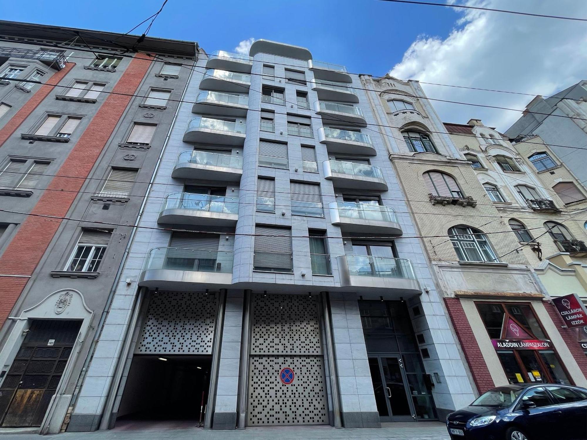 Apartment Smart Carrara *