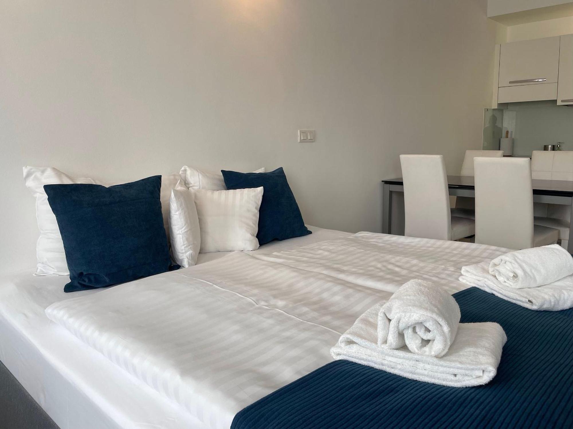 Smart Carrara * Budapest