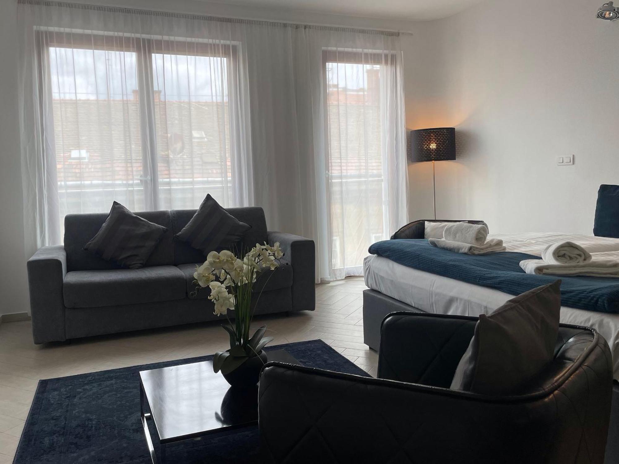 Smart Carrara Apartment *