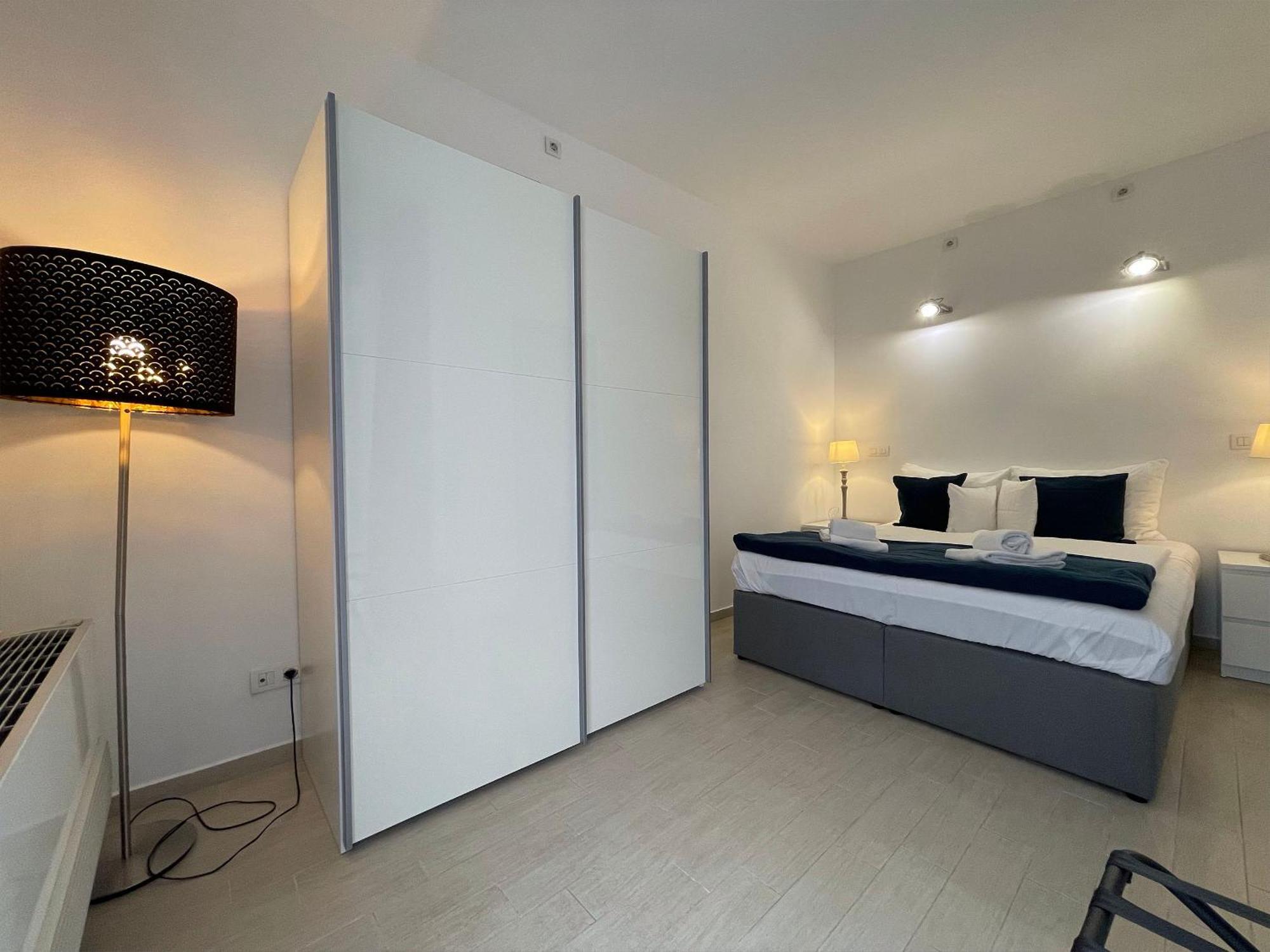 Smart Carrara