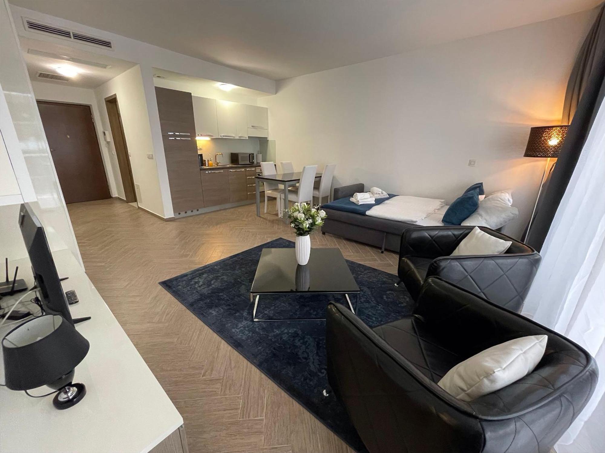 Smart Carrara Apartment *